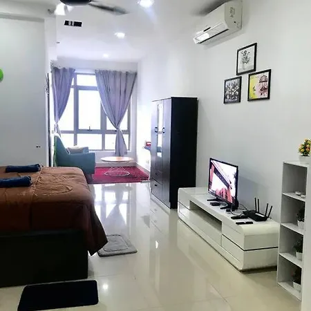 Cozy Shaftesbury High Floor King Bed & Wifi With Parkin Netflix 189 Apartment Cyberjaya Exterior photo