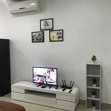 Cozy Shaftesbury High Floor King Bed & Wifi With Parkin Netflix 189 Apartment Cyberjaya Exterior photo