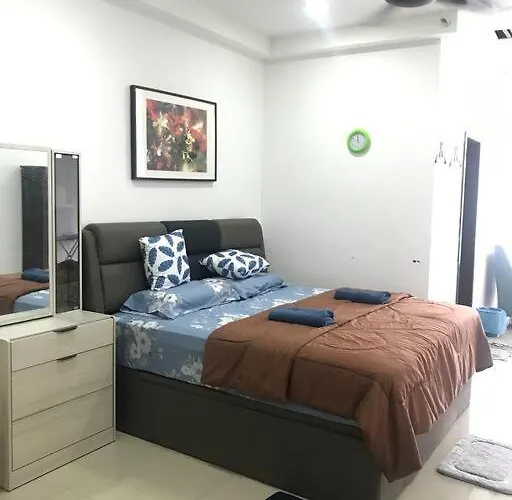 Cozy Shaftesbury High Floor King Bed & Wifi With Parkin Netflix 189