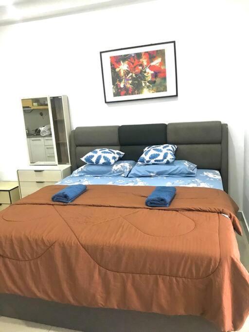 Apartment Cozy Shaftesbury High Floor King Bed & Wifi With Parkin Netflix 189