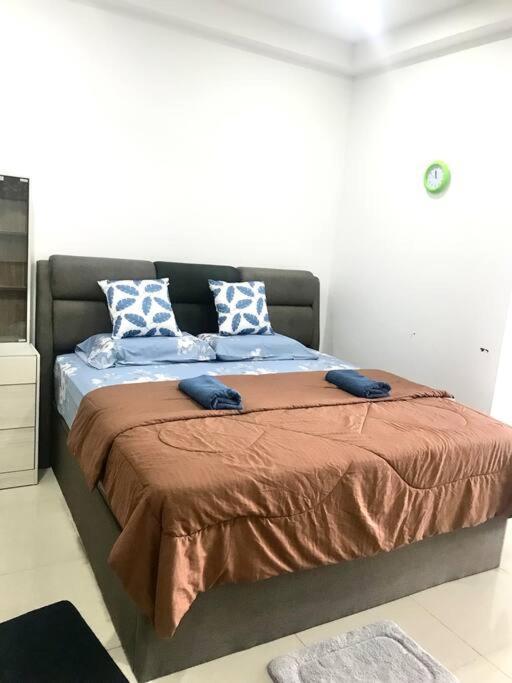 Apartment Cozy Shaftesbury High Floor King Bed & Wifi With Parkin Netflix 189